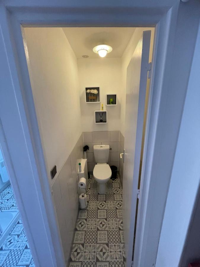 Gite D'Ecosse Apartment Azille Bagian luar foto