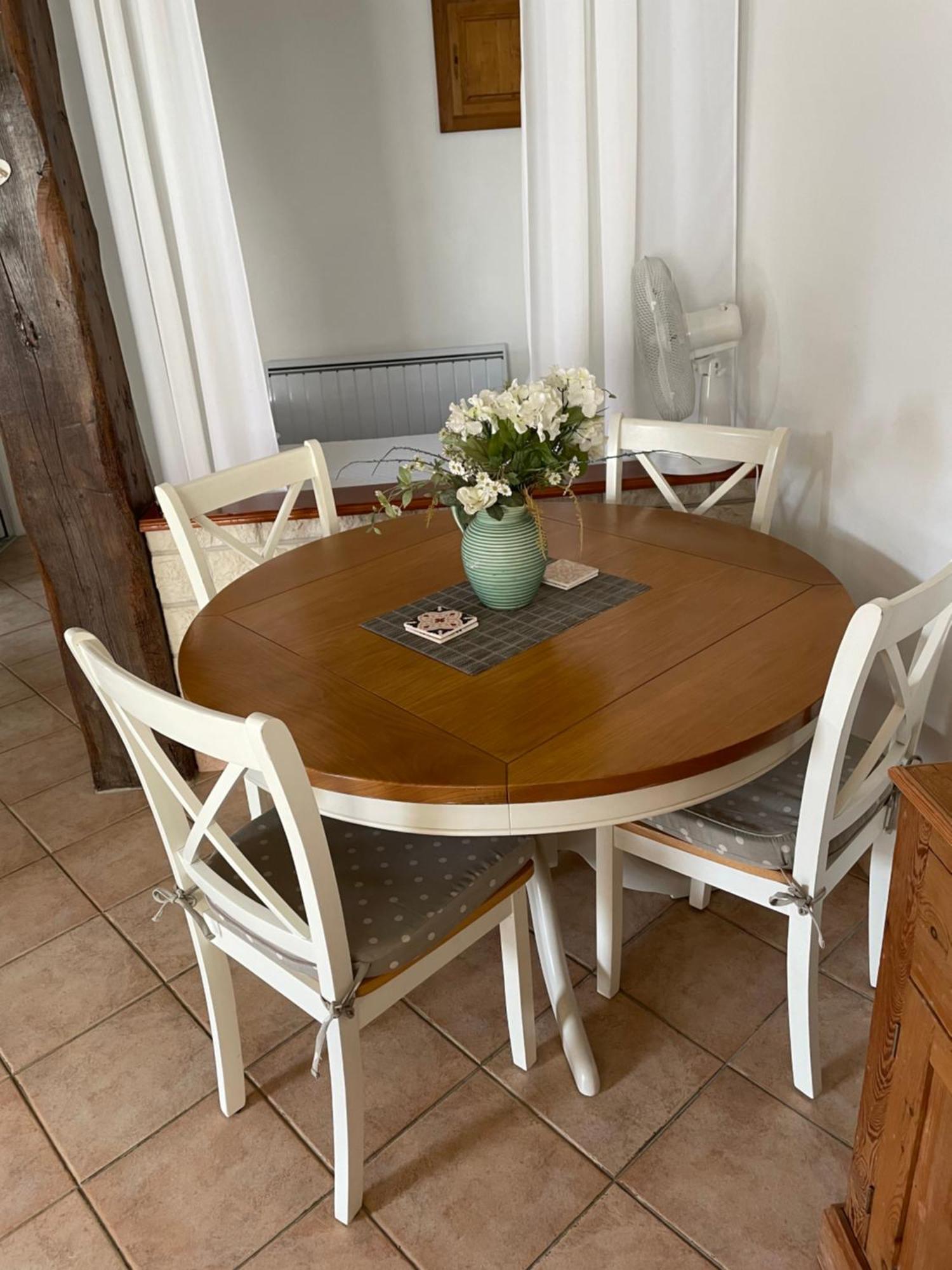 Gite D'Ecosse Apartment Azille Bagian luar foto